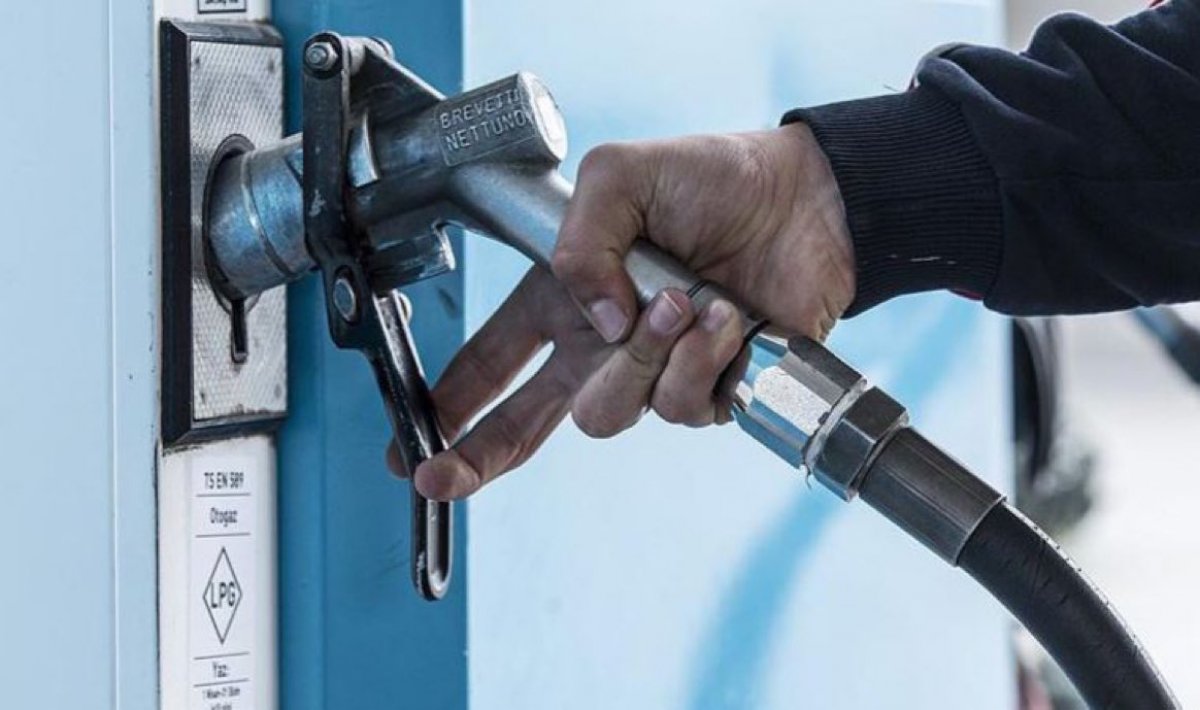 ARAÇ SAHİPLERİ DİKKAT İKİ İNDİRİM BİR ZAM