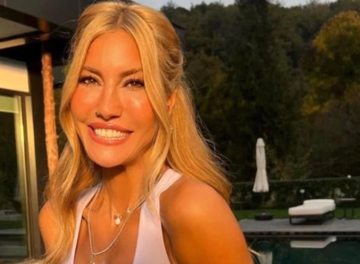 Çağla Şıkel'in ayakları sosyal medyada gündem oldu! Görenler inanamadı